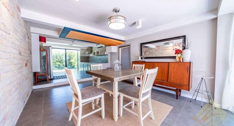 À vendre 4 chambres maison à East Pattaya, Pattaya