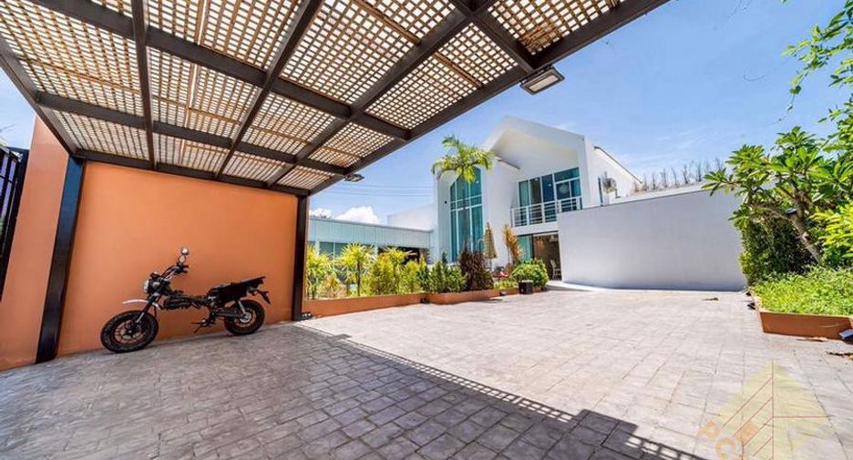 À vendre 4 chambres maison à East Pattaya, Pattaya