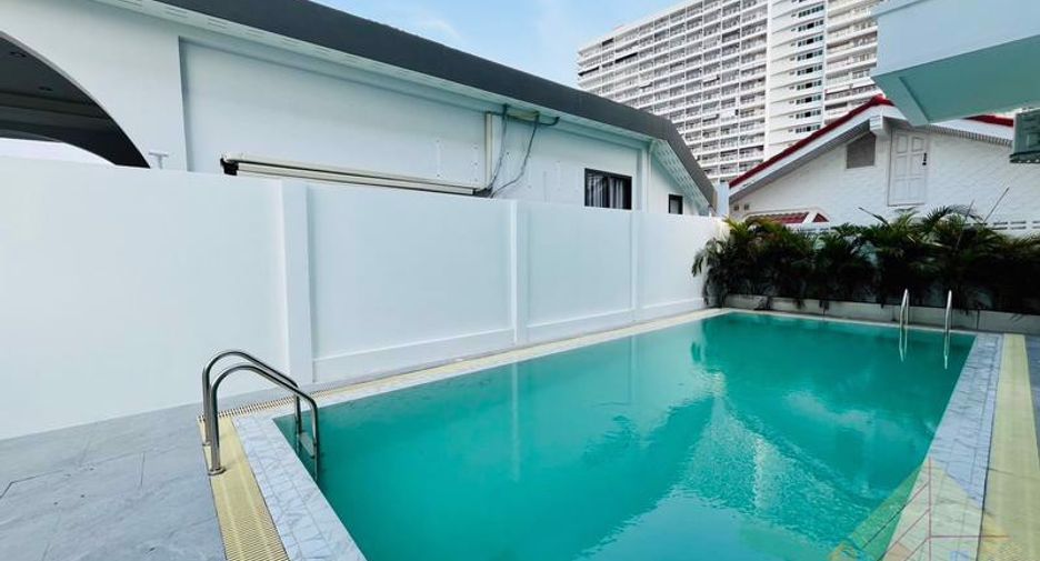 Haus zum Kauf mit 5 Zimmer in Jomtien, Pattaya