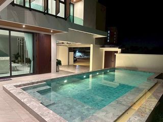 Haus zur Miete mit 4 Zimmer in Bang Lamung, Chonburi