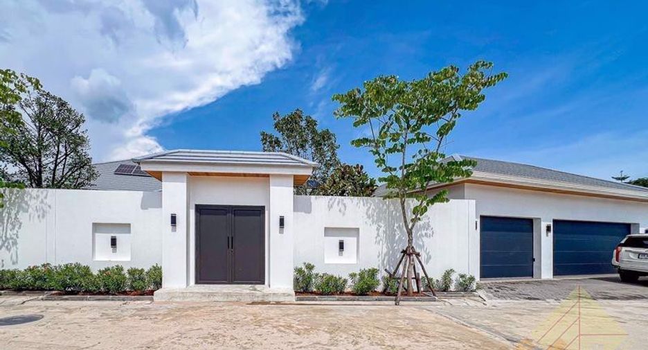 For sale 5 ベッドルーム house in Bang Lamung, Chonburi