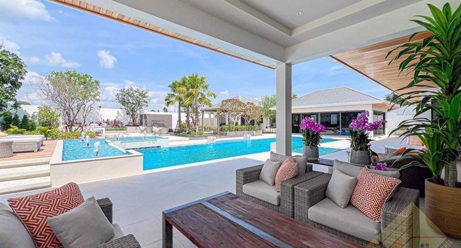 For sale 5 ベッドルーム house in Bang Lamung, Chonburi