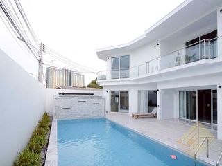 À vendre 7 chambres maison à Bang Lamung, Chonburi