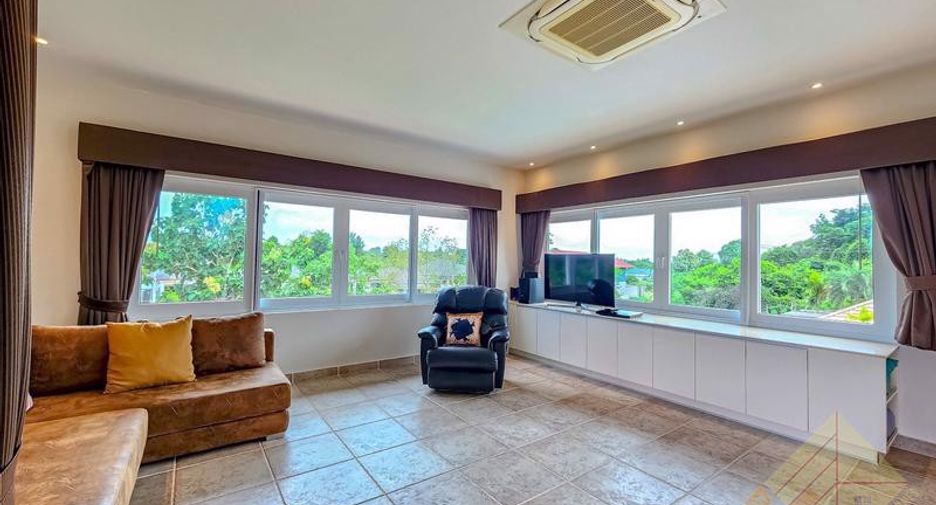 Casa en venta de 5 habitaciones en East Pattaya, Pattaya