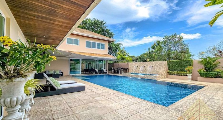 Casa en venta de 5 habitaciones en East Pattaya, Pattaya