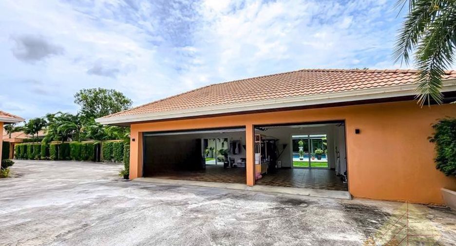 Casa en venta de 5 habitaciones en East Pattaya, Pattaya