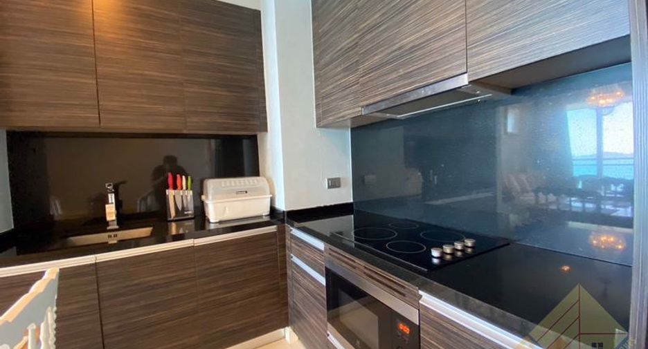 À louer et à vendre 2 chambres condo à Jomtien, Pattaya