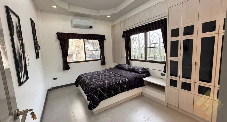 À louer et à vendre 3 chambres maison à East Pattaya, Pattaya