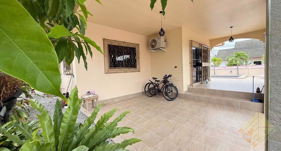 À louer et à vendre 3 chambres maison à East Pattaya, Pattaya