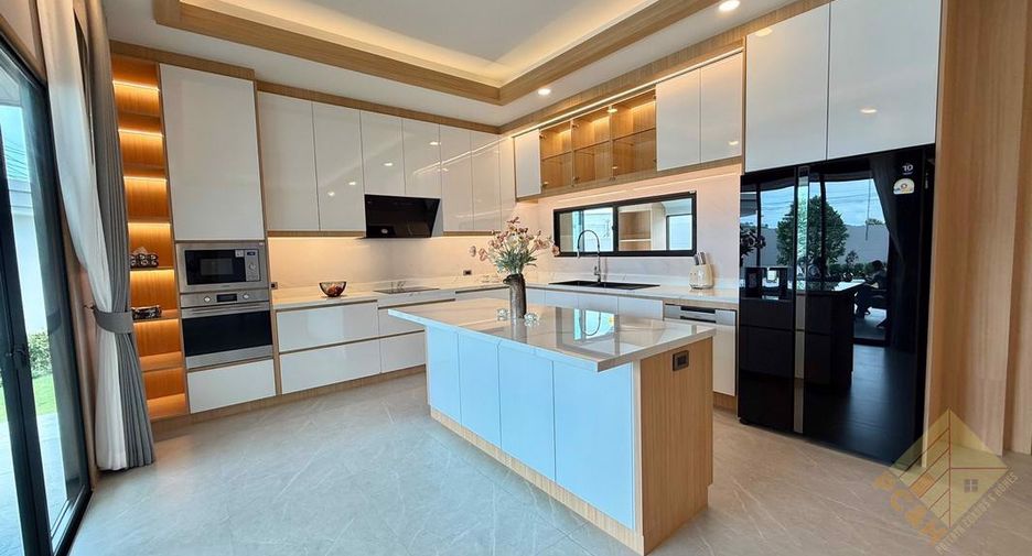 For rent and for sale 5 bedrooms house in East Pattaya, Pattaya