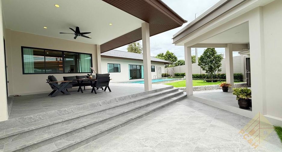 For rent and for sale 5 bedrooms house in East Pattaya, Pattaya