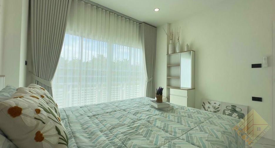 For sale 4 bedrooms house in East Pattaya, Pattaya