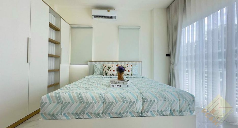 For sale 4 bedrooms house in East Pattaya, Pattaya
