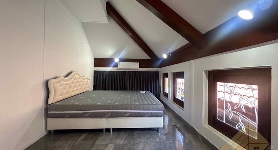 For rent 7 bedrooms house in Jomtien, Pattaya