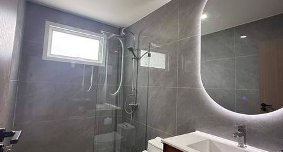 For rent 4 bedrooms house in Jomtien, Pattaya