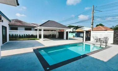 For sale 4 bedrooms house in East Pattaya, Pattaya