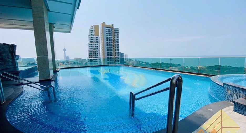 À vendre 2 chambres condo à Pratumnak, Pattaya