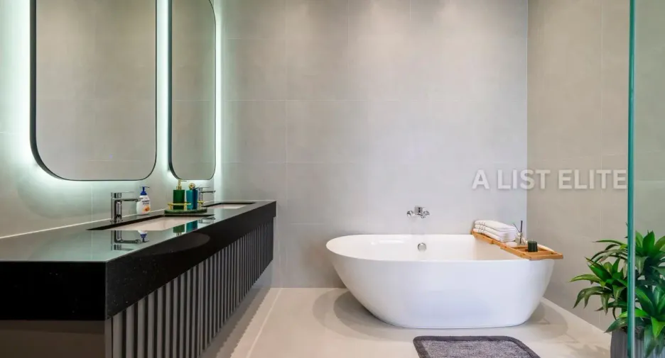 For sale 5 bedrooms house in East Pattaya, Pattaya