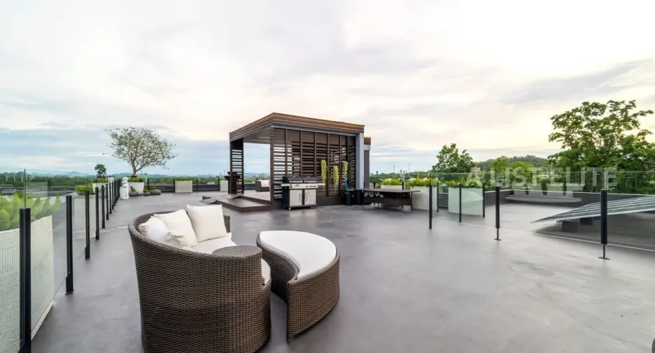 For sale 5 bedrooms house in East Pattaya, Pattaya