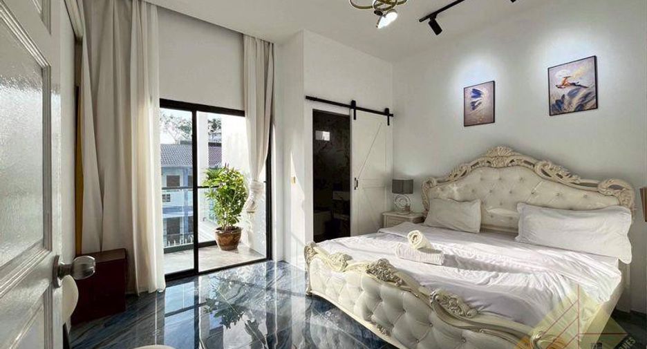 For rent and for sale 9 bedrooms house in South Pattaya, Pattaya