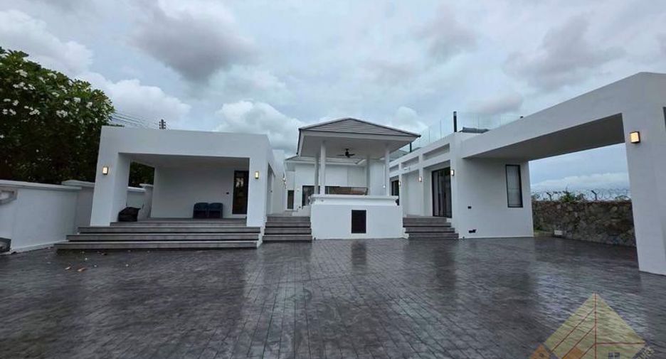 Haus zum Kauf mit 5 Zimmer in East Pattaya, Pattaya