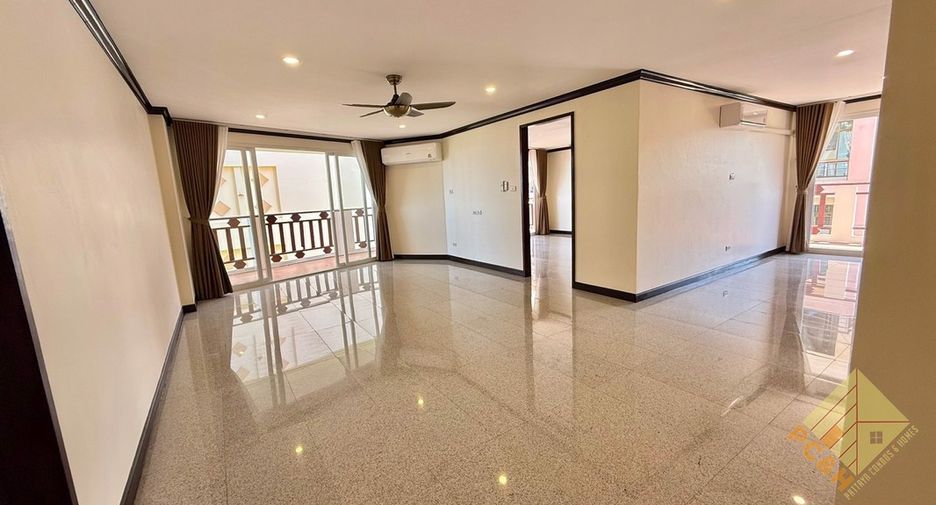 À vendre 2 chambres condo à South Pattaya, Pattaya