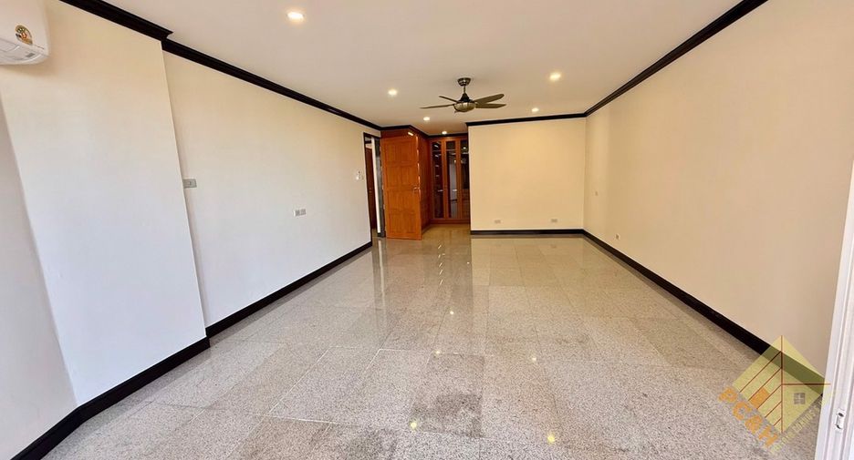 À vendre 2 chambres condo à South Pattaya, Pattaya