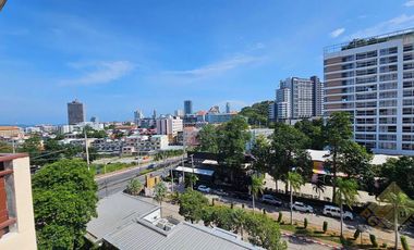 Condo en venta de 3 habitaciones en South Pattaya, Pattaya