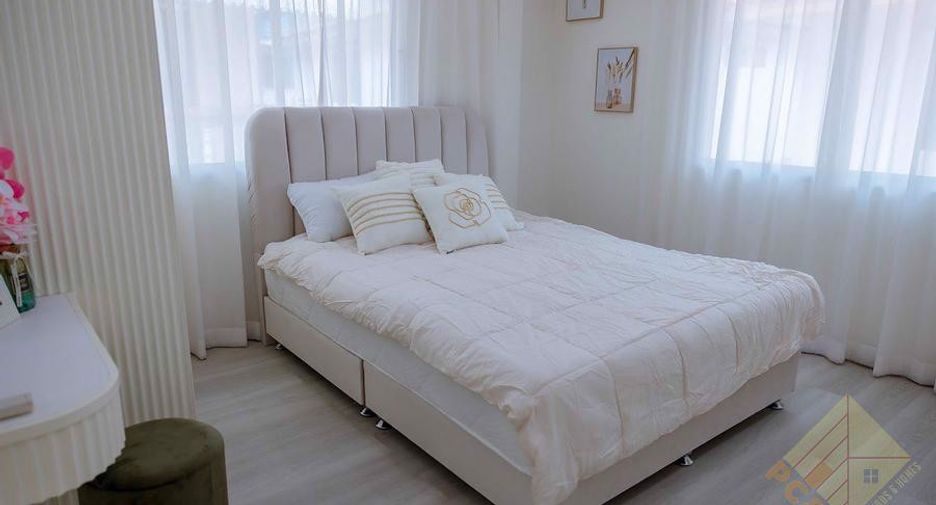 Casa en venta de 5 habitaciones en East Pattaya, Pattaya