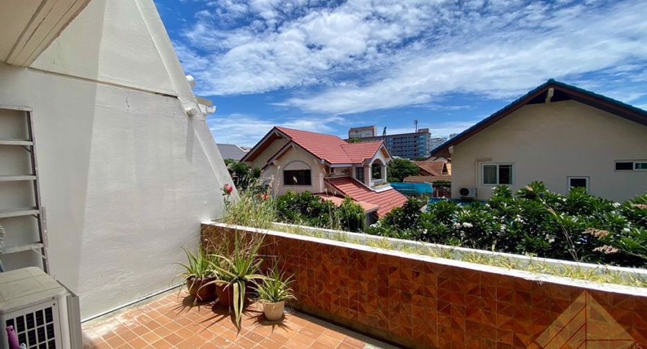 For sale 2 ベッドルーム condo in Jomtien, Pattaya
