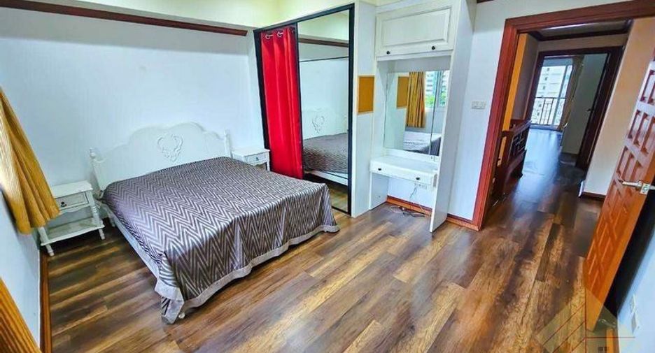 For sale 3 bedrooms condo in North Pattaya, Pattaya