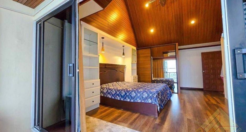 For sale 3 bedrooms condo in North Pattaya, Pattaya
