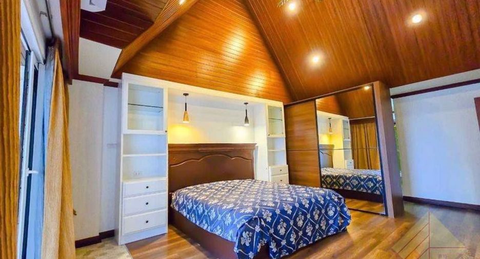 For sale 3 bedrooms condo in North Pattaya, Pattaya