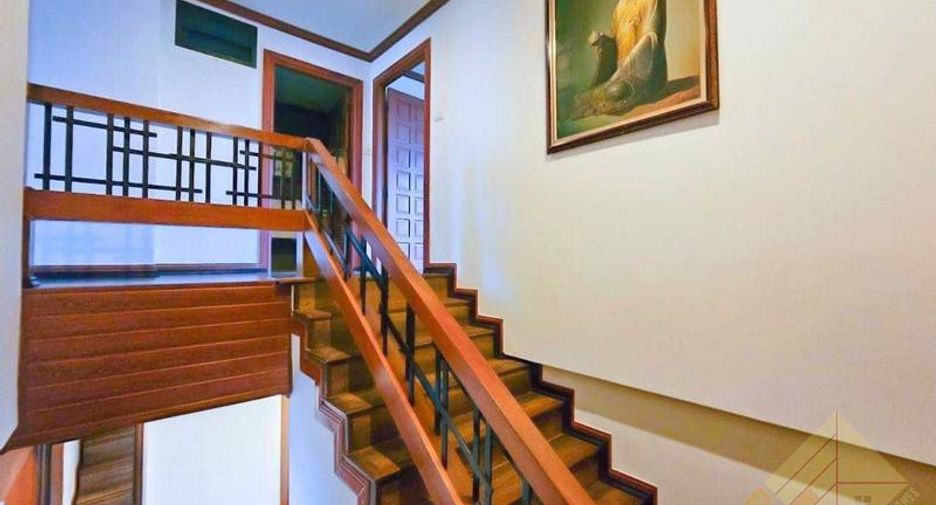 For sale 3 bedrooms condo in North Pattaya, Pattaya