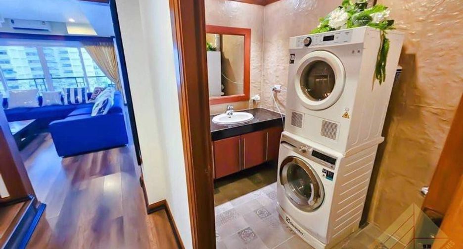 For sale 3 bedrooms condo in North Pattaya, Pattaya