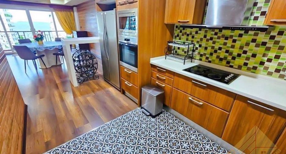 For sale 3 bedrooms condo in North Pattaya, Pattaya