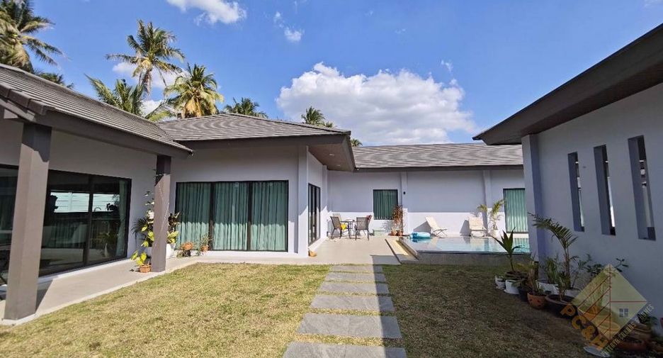 For rent and for sale 3 bedrooms house in Huay Yai, Pattaya