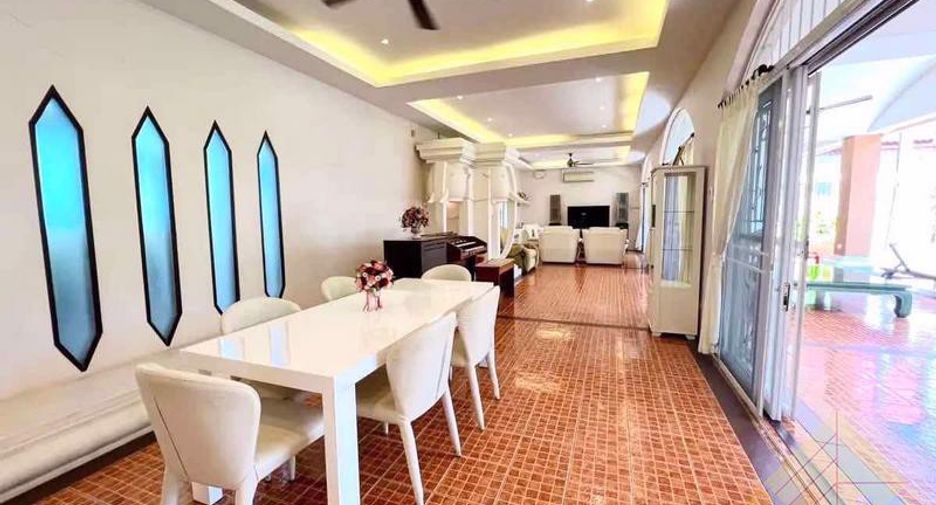 For rent and for sale 3 bedrooms house in Jomtien, Pattaya