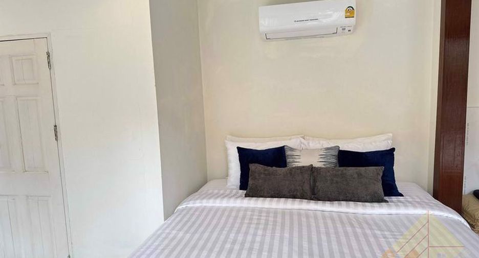 For rent and for sale 3 bedrooms house in Jomtien, Pattaya