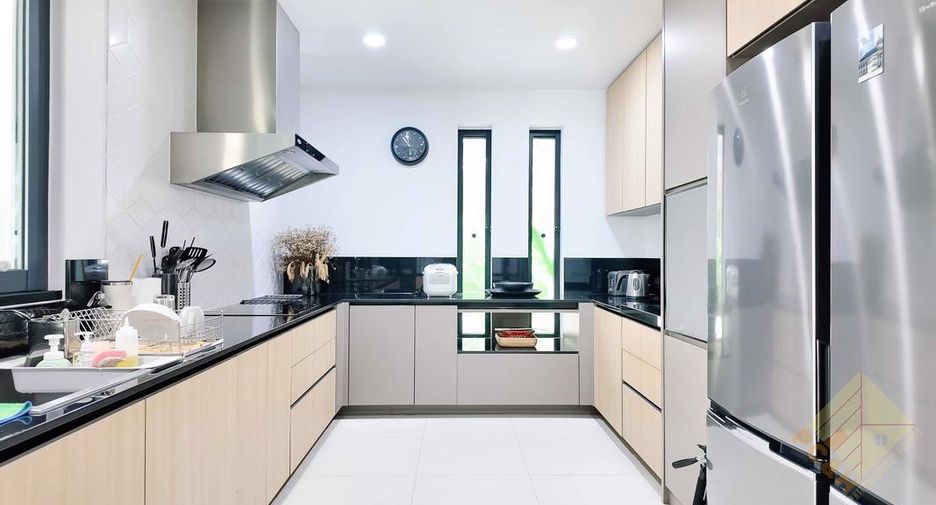 For sale 5 bedrooms house in Bang Saray, Pattaya