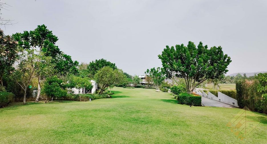 For sale 5 bedrooms house in Bang Saray, Pattaya