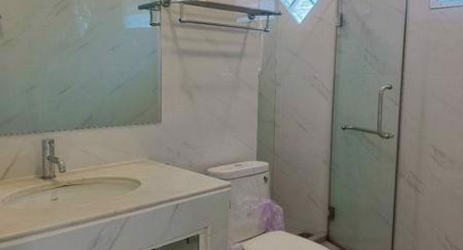 出售 4 卧室 独立屋 在 Sattahip, Chon Buri