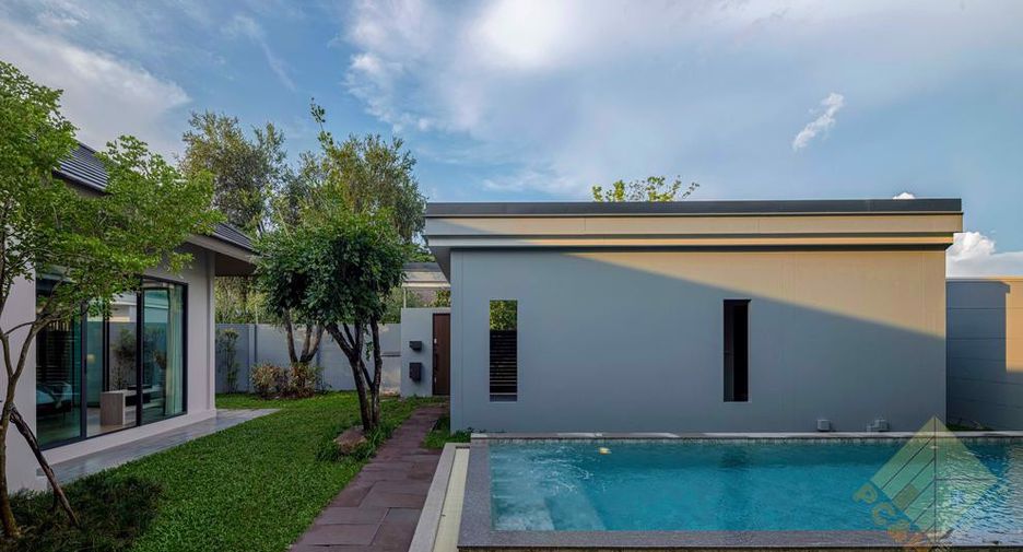 For rent 3 bedrooms house in Huay Yai, Pattaya