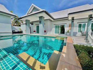 Haus zur Miete mit 4 Zimmer in Bang Lamung, Chonburi