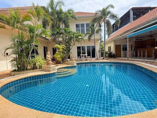 For Rent 4 Bedroom House In Bang Lamung, Chonburi