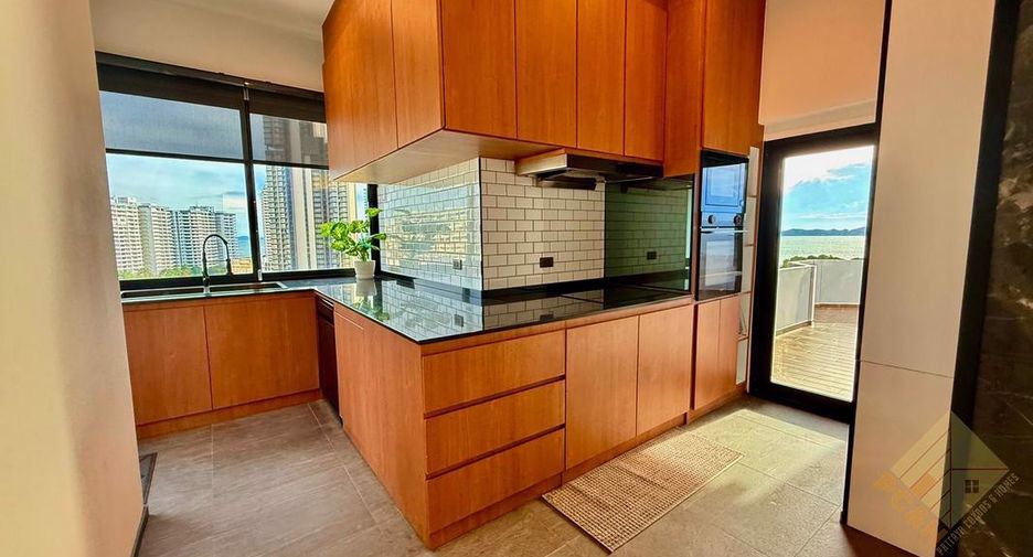 Casa en venta de 5 habitaciones en Pratumnak, Pattaya