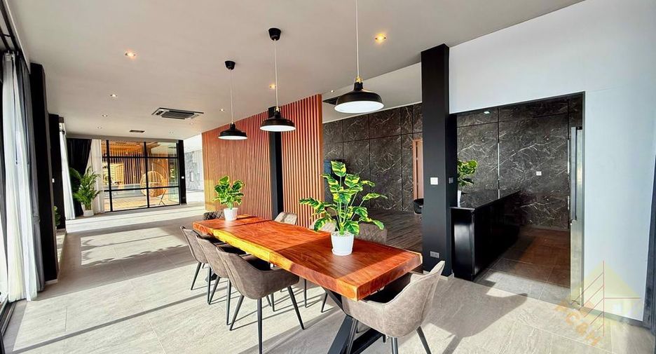 Casa en venta de 5 habitaciones en Pratumnak, Pattaya