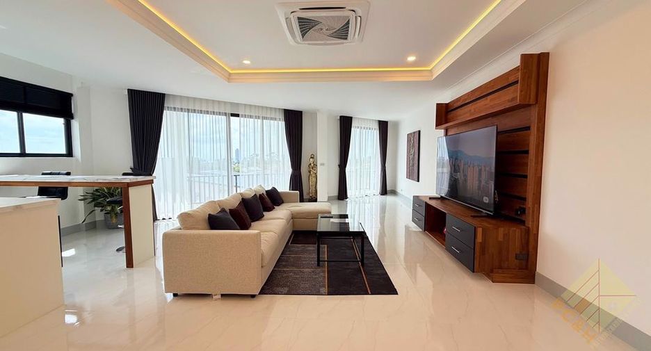 À vendre 5 chambres maison à Sattahip, Chonburi