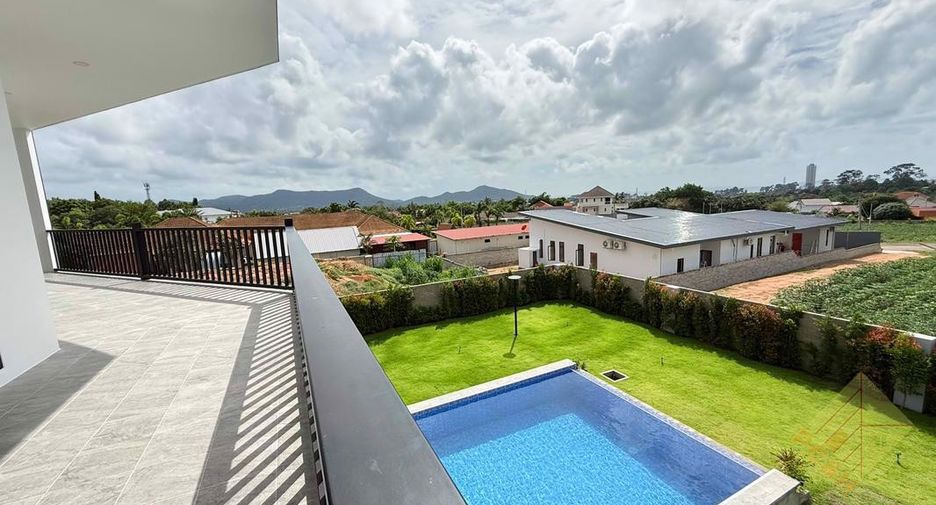 À vendre 5 chambres maison à Sattahip, Chonburi