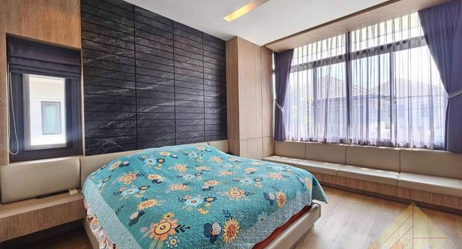 For sale 4 ベッドルーム house in East Pattaya, Pattaya